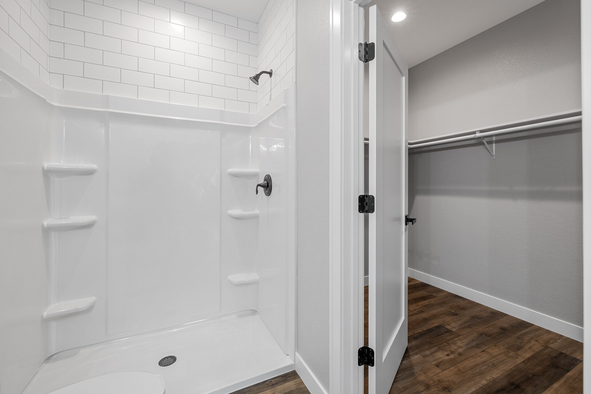 Building Photo - 1867 Woodland Way