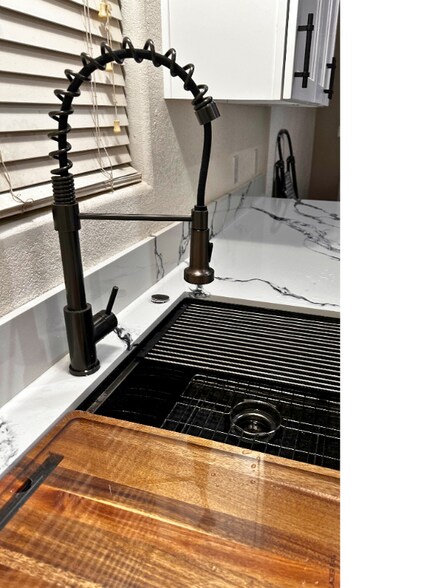 Building Photo - 69932 Willow Ln