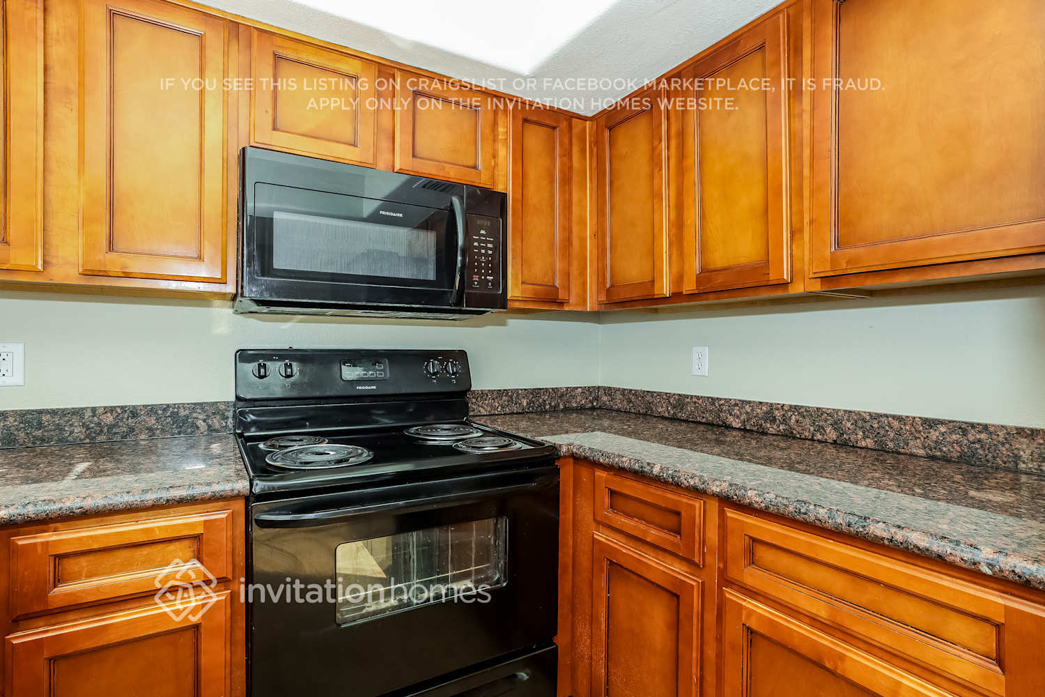 Building Photo - 5025 N 69th Ave