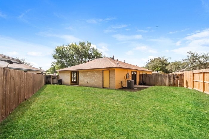 Building Photo - 3117 Oak Rock