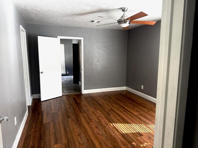 Building Photo - 22726 Melham Ln