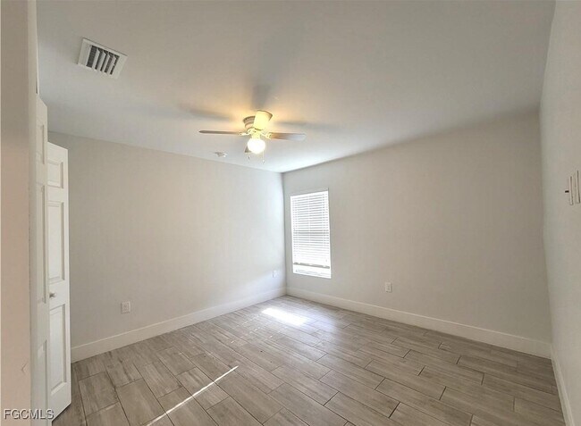 Building Photo - 309 SW 47th Terrace