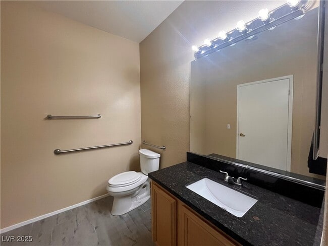 Building Photo - 673 Peachy Canyon Cir