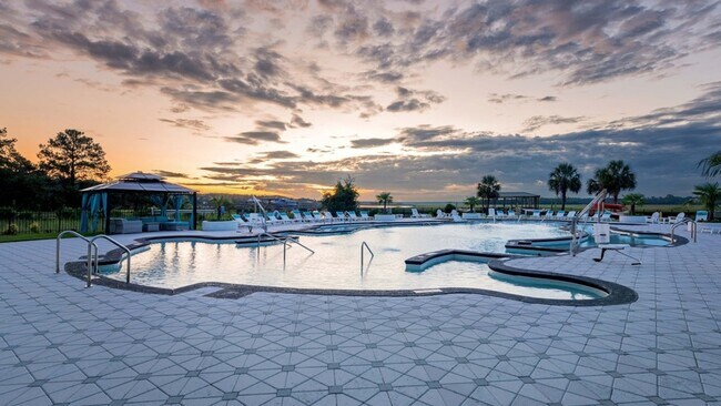 Building Photo - 12000 Sweet Pl