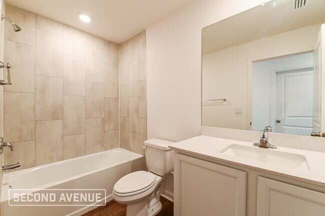 Building Photo - 1710 NW 18th St