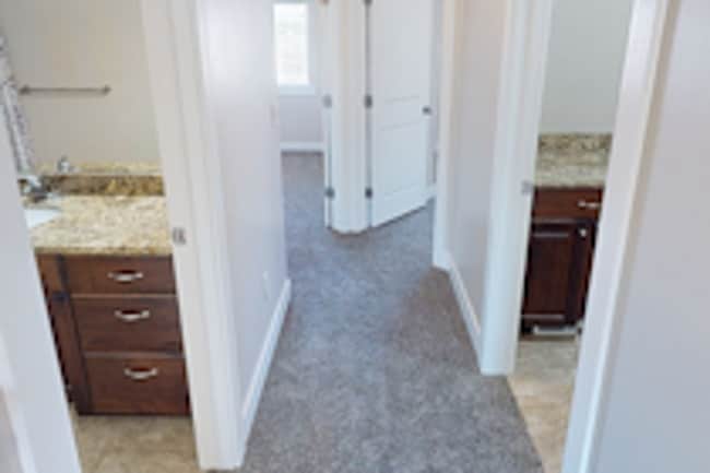 Building Photo - Female Housing Available in Saratoga Springs - Regular Room & Basement Suite!