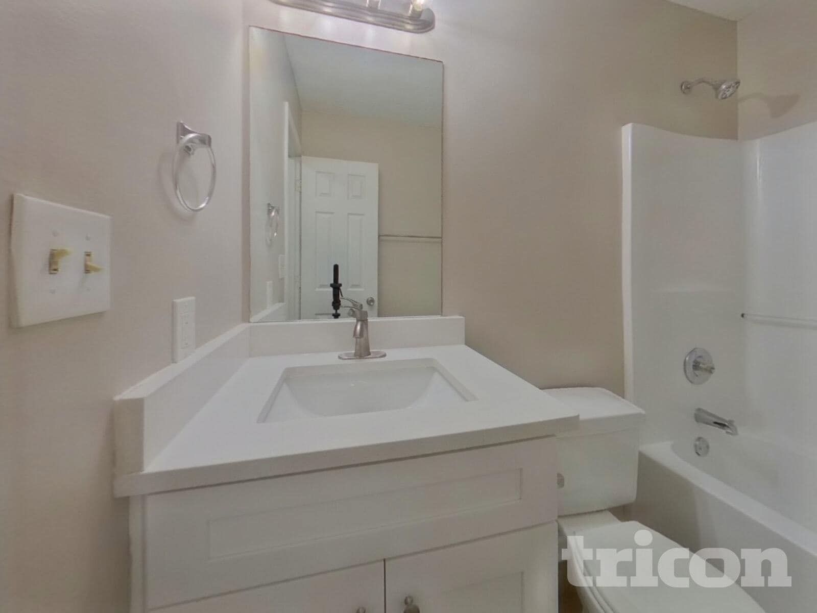 Building Photo - 128 Cliff Ct