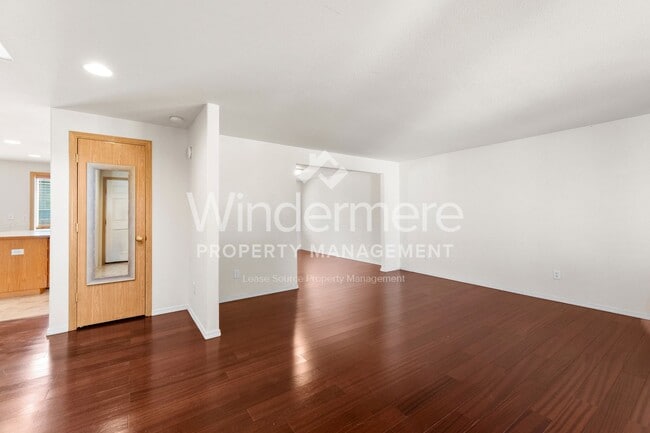 Building Photo - Welcome to your new home in Airway Heights...