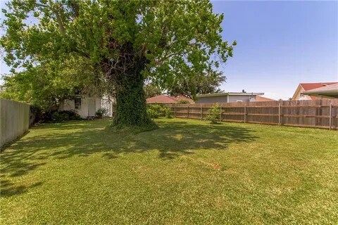 Building Photo - 8600 Trolley Ln