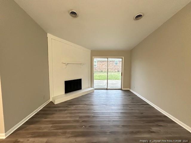 Building Photo - 1128 Thornwood Pl