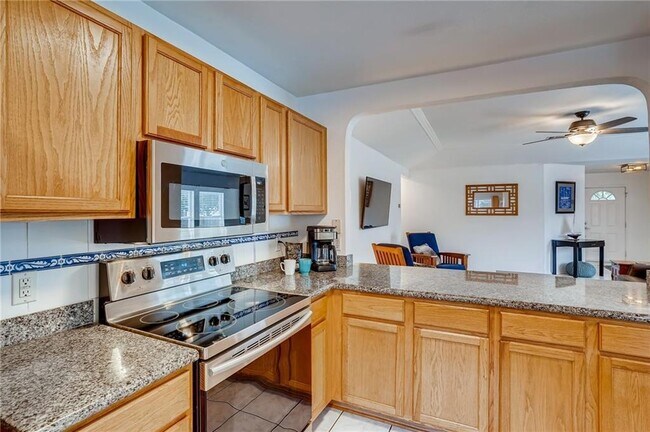 Building Photo - 1020 Skylark Hill Ln