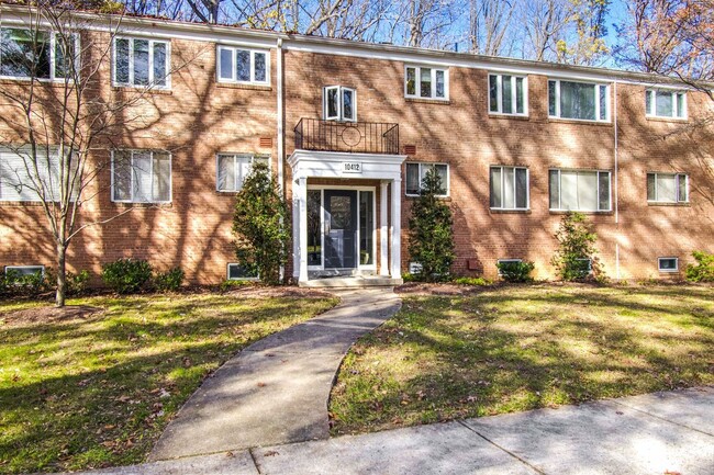 Primary Photo - Renewed Spacious Condo in Parkside - Bethe...