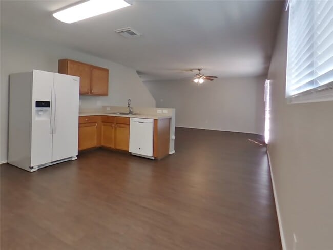 Building Photo - 7734 Galleon Field Ln