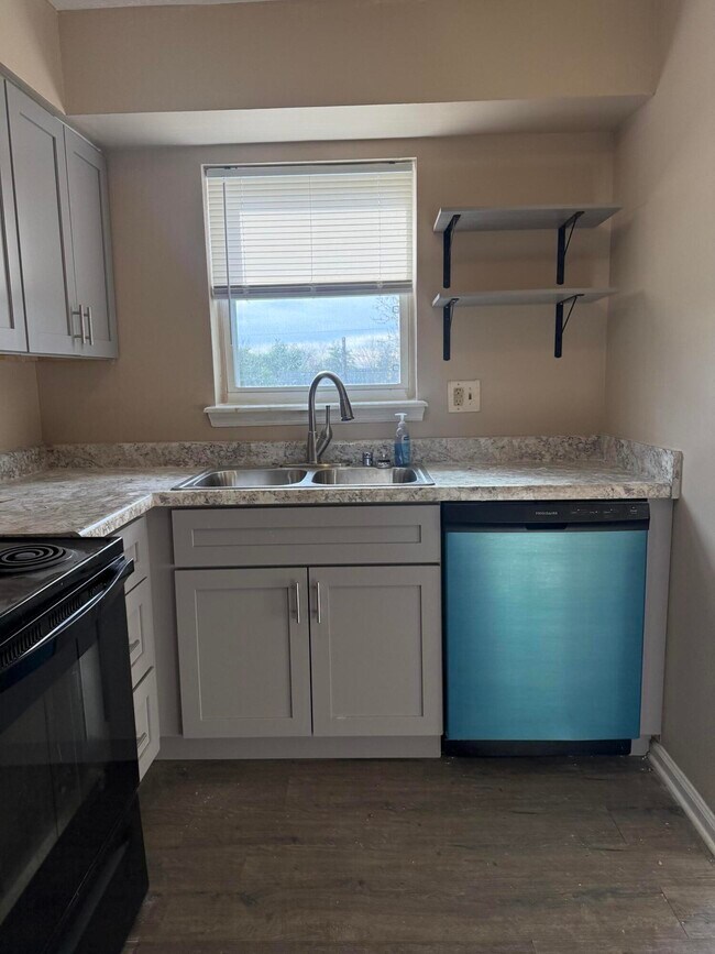 Building Photo - 3713 Hacker Ct