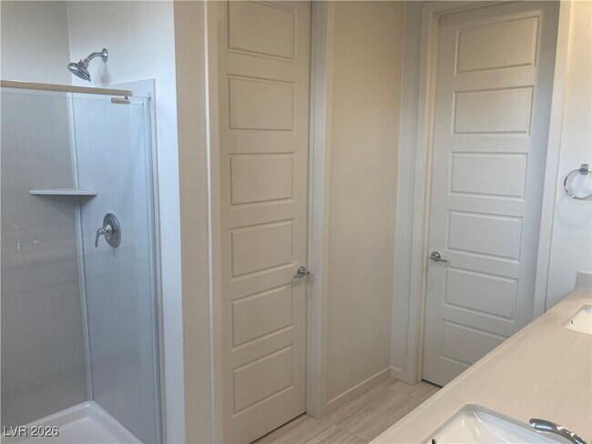 Building Photo - 1247 Rock Hls St