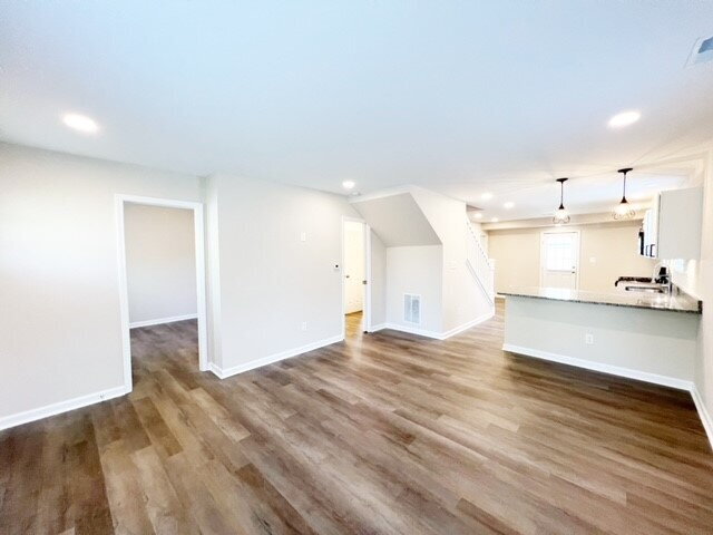Building Photo - SOUTH BROADRIPPLE - 4 BR/2BA LIKE BRAND NEW!