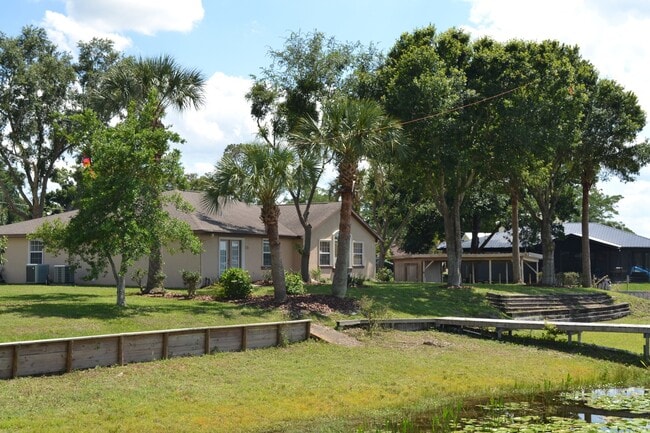 Building Photo - Lake Weir - Bird Island Rental - 5/3/2 Water Front Living at it's Best! **Available Soon**