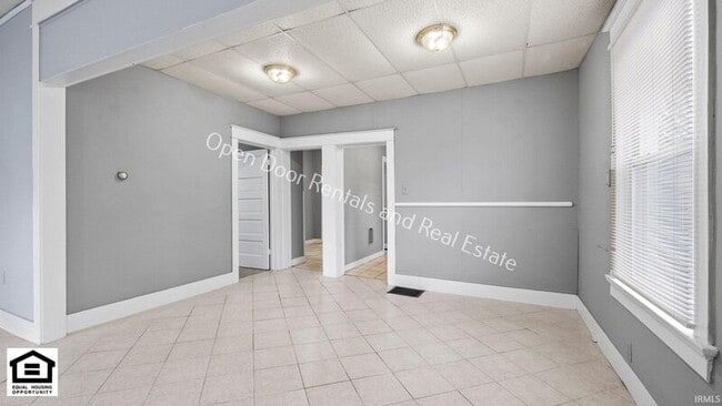 Building Photo - 412 Archer Ave