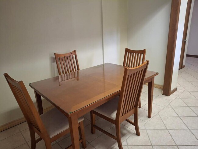 Building Photo - 33 Brooklyn Ave