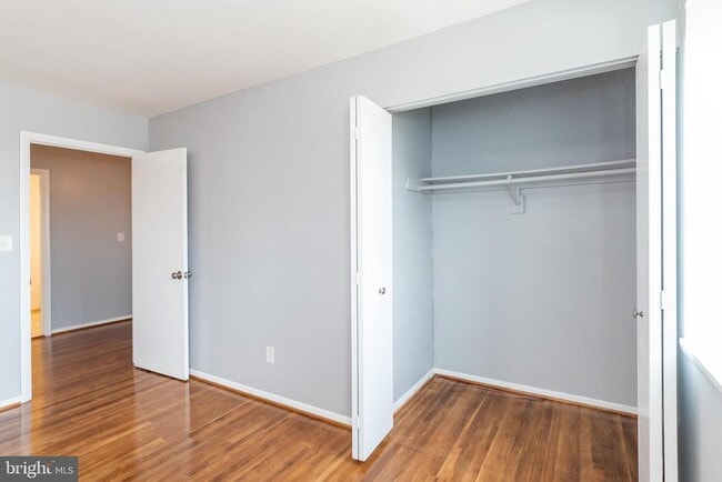 Building Photo - 37 Cardor Ct