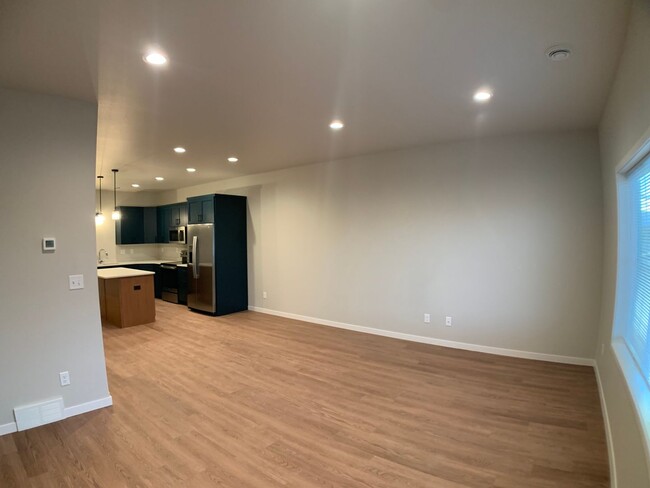 Building Photo - Valley View Townhomes