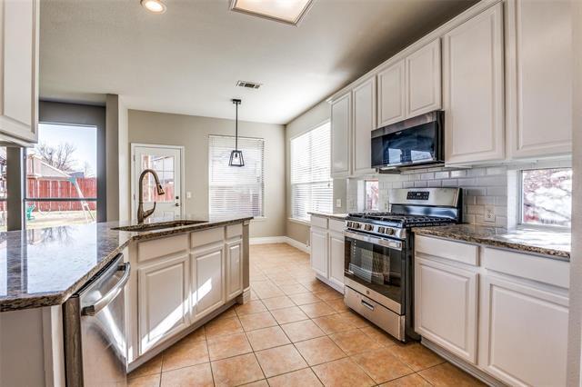 Building Photo - 2789 Coyote Trail