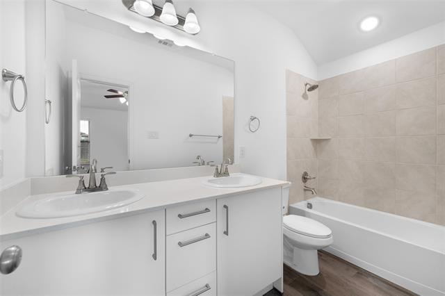 Building Photo - 113 Knoll Pines Drive