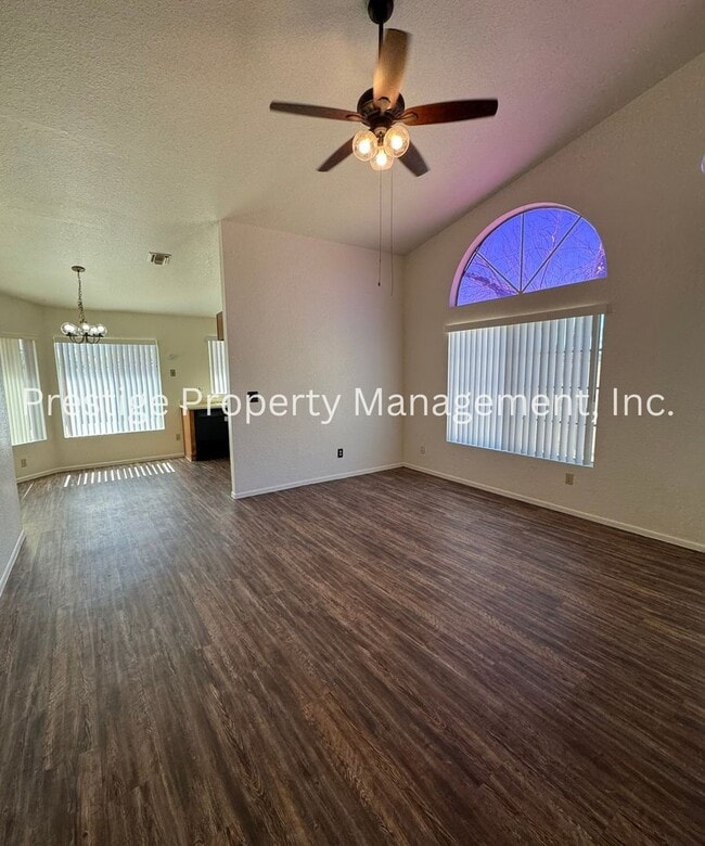 Building Photo - 3093 W Placita De La Roseta