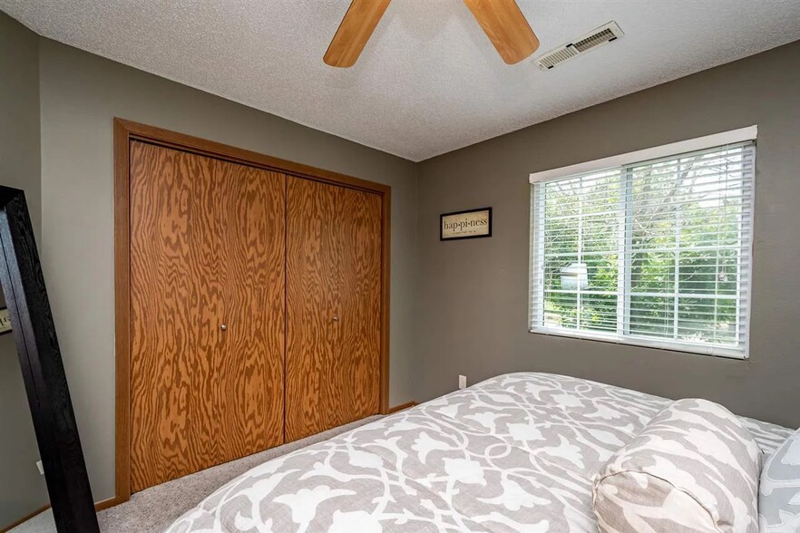 Bedroom /Master B - 68 Westside Dr