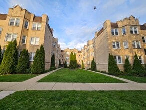 Building Photo - 6545 N Francisco Ave