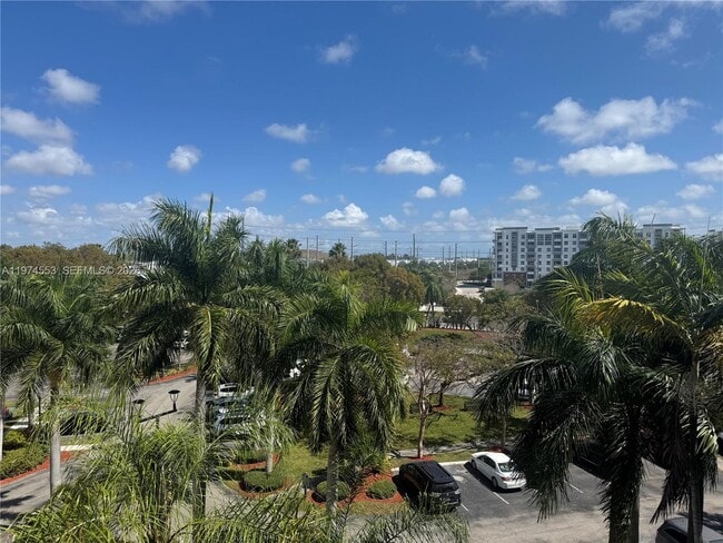 Building Photo - 10720 NW 66th St