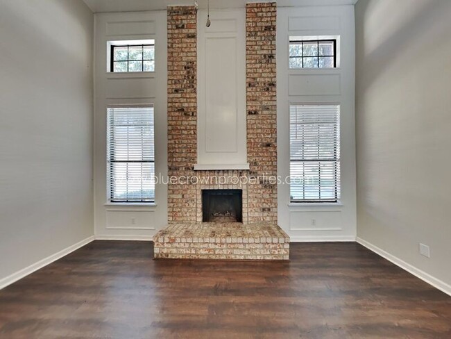 Building Photo - 2903 Harbinger Ln