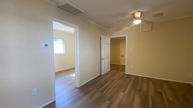 Building Photo - 1107 Colleton Dr