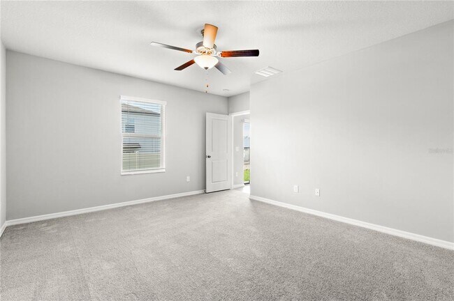 Building Photo - 10217 Summer Kiss Ave