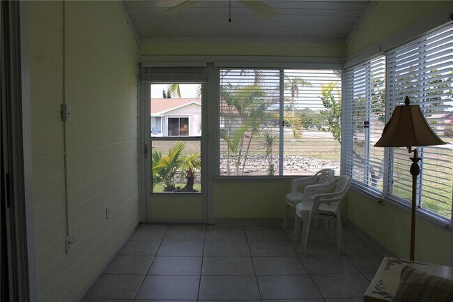 Building Photo - 4006 39th St W