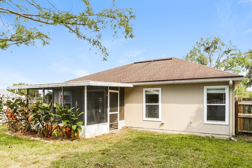 Building Photo - 3272 Net Ct