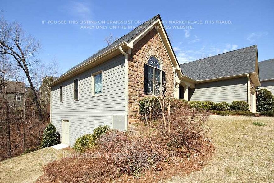 Building Photo - 503 Autumn Ridge Dr