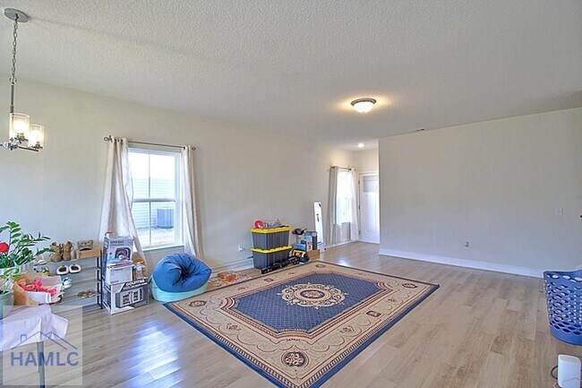 Building Photo - 790 Grayson Ave