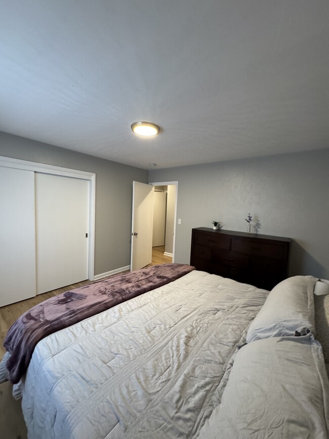 Building Photo - 523 Dudding Ave