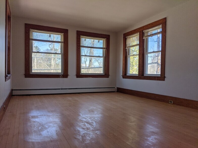 Bedroom 1 - 47 W Main St