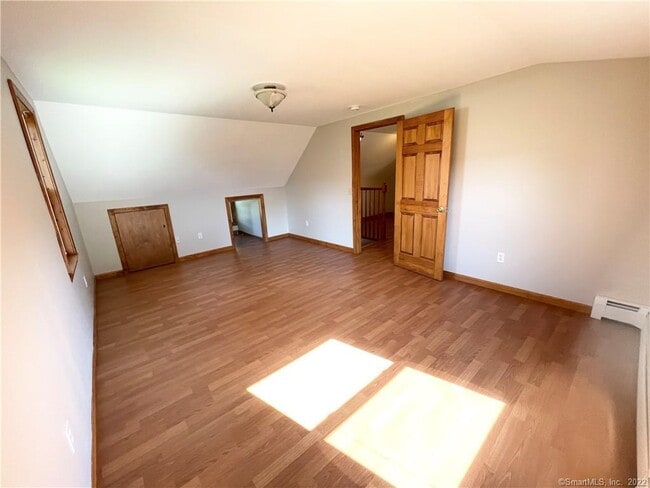 Building Photo - 341 Center Rd