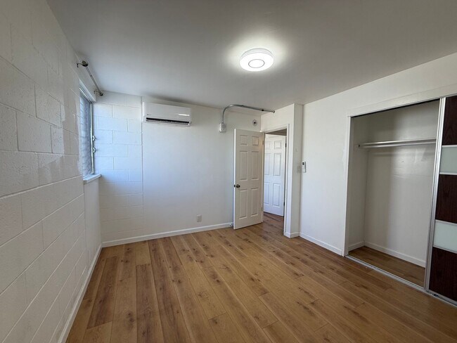 Building Photo - Iolani Terrace