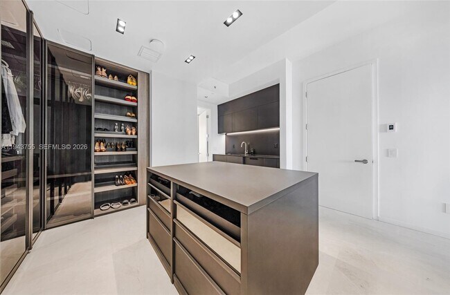 Building Photo - 9705 Collins Ave