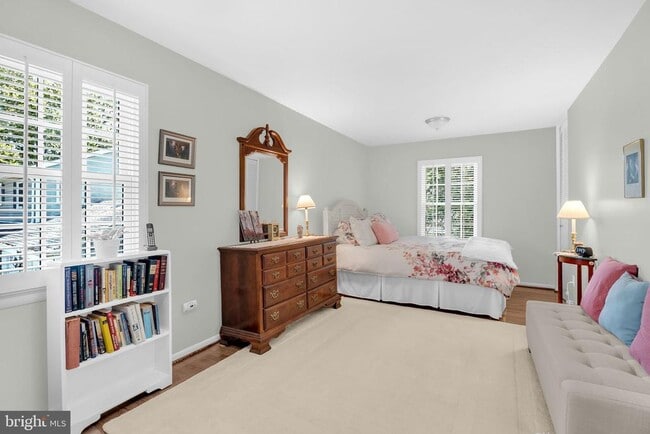 Building Photo - 2708 N Kensington St