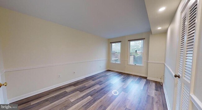 Building Photo - 801 S Pitt St