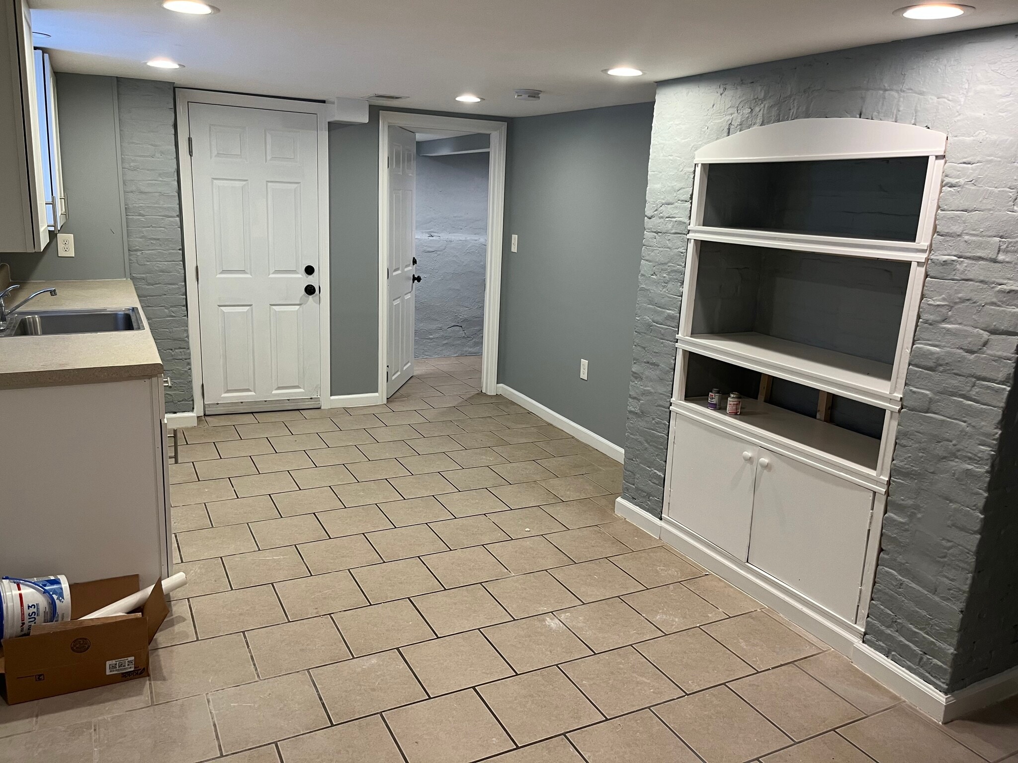 Lower Level - 69 N 13th St