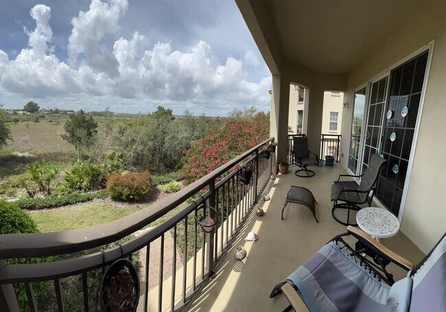 Building Photo - 150 Pantano Cay Blvd