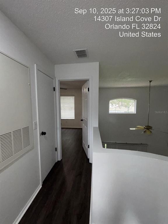 Building Photo - 14307 Island Cove Dr