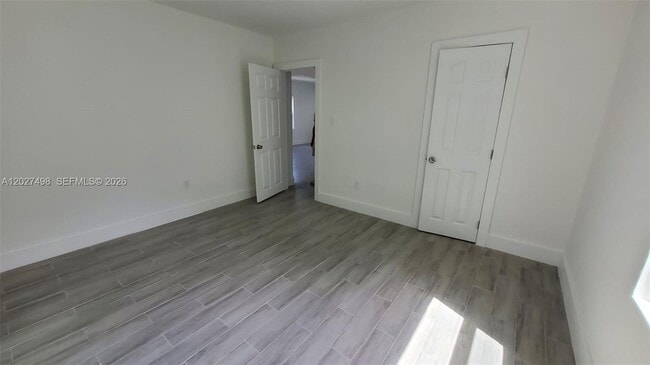 Building Photo - 560 NW 53rd St