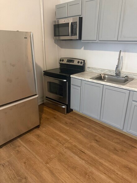 Kitchen - 3539 N 11th St
